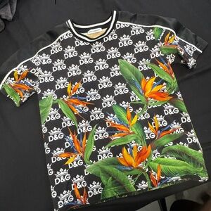 Dolce gabbana tshirt